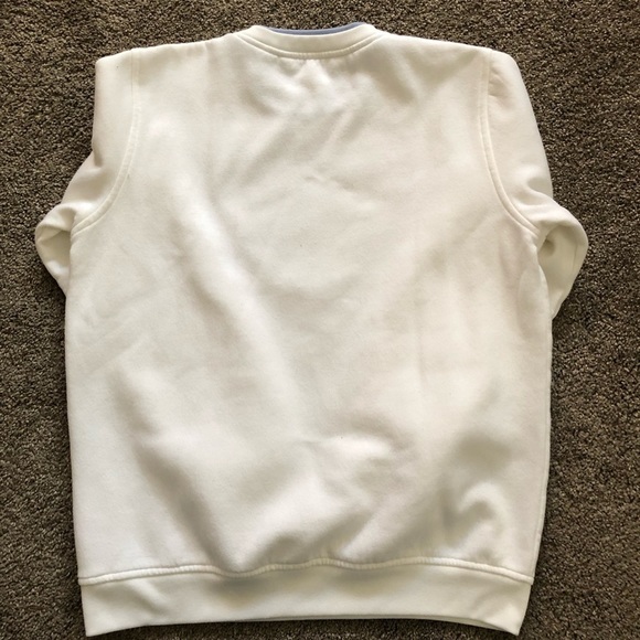 Northern Reflection winter scene crew neck. - Picture 5 of 5